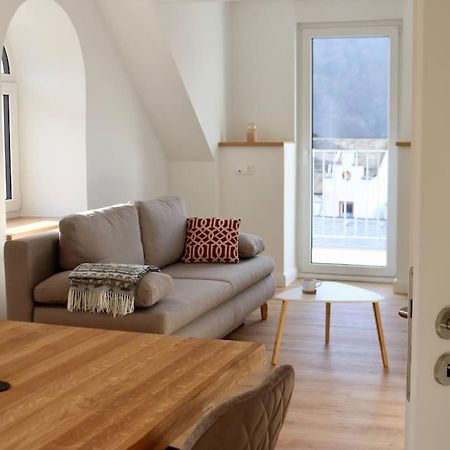 Helles Apartment Mit Balkon In Toplage! ترابن ترارباخ المظهر الخارجي الصورة